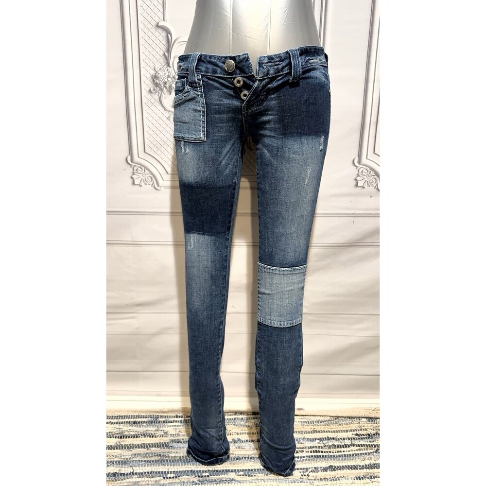 Women’s Daredevil Skinny Leg Guess Jeans Size 24